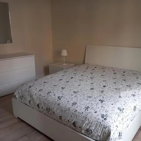 La Casa Di Tina - *
